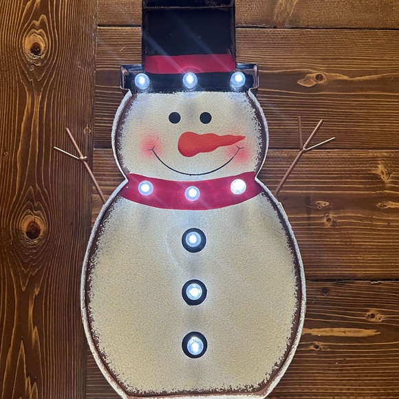 Light up snowman decor - Picture 2 of 3